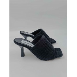 Jacklyn-black
